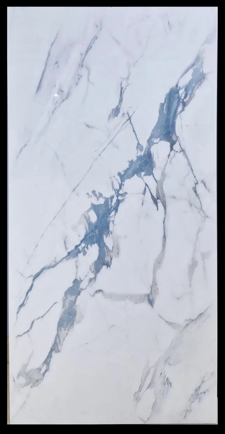 GLOSS CARARA GREEN MARBLE 