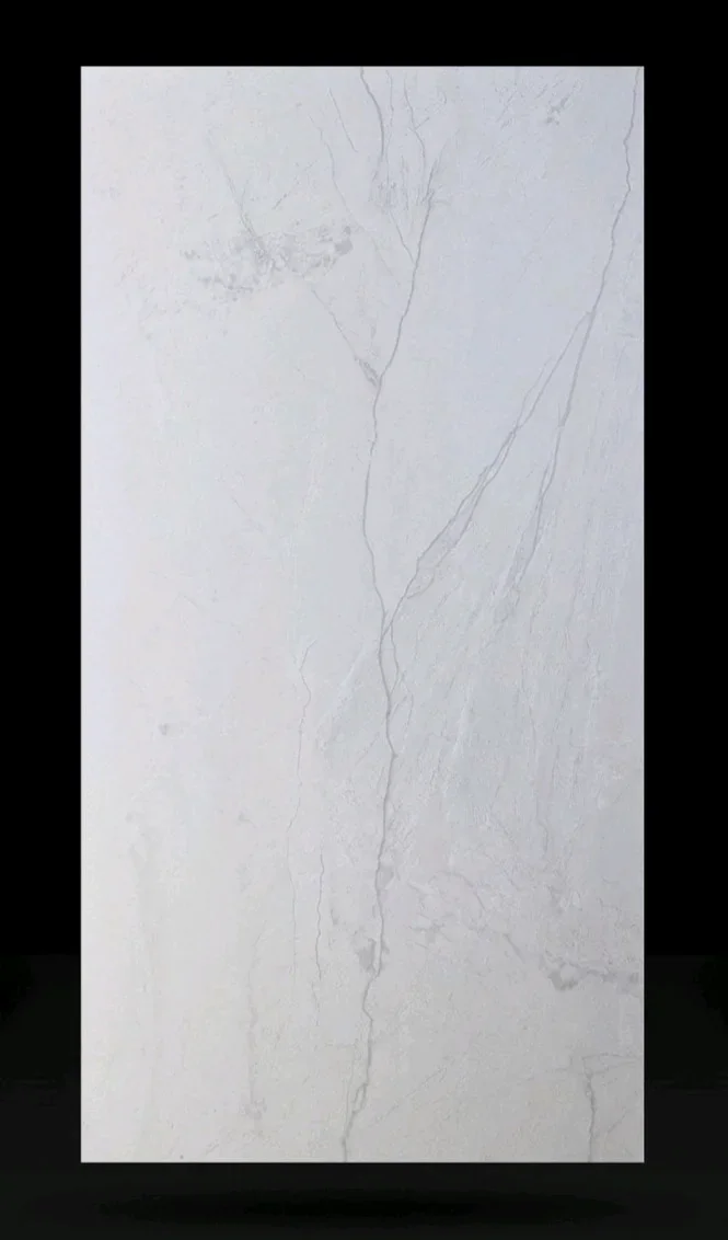 SILVER RIVERSTONE ENDLESS CARVING
